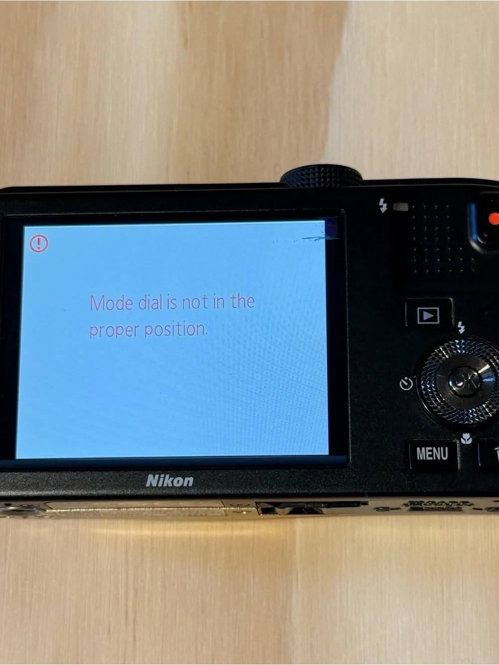 Nikon COOLPIX S8100 12.1MP Digital Camera BROKEN Top Button For-Parts/Repair!!